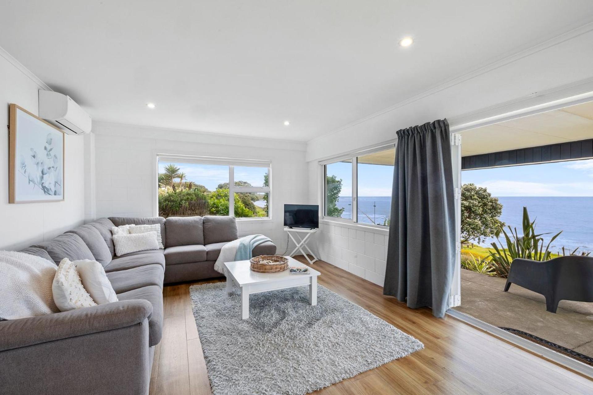 Appartamento Wow On Wanaka Bay New Plymouth Esterno foto