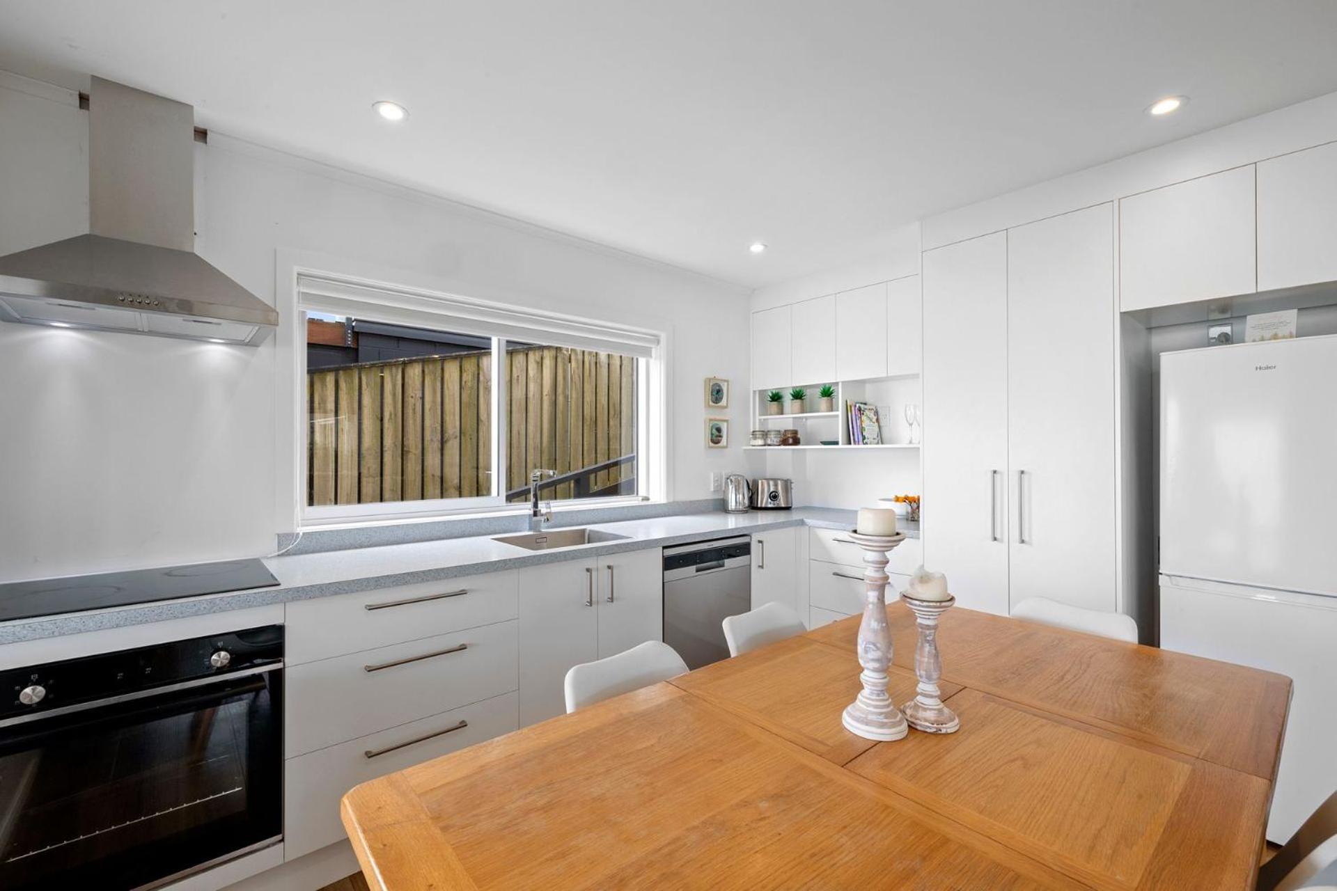 Appartamento Wow On Wanaka Bay New Plymouth Esterno foto