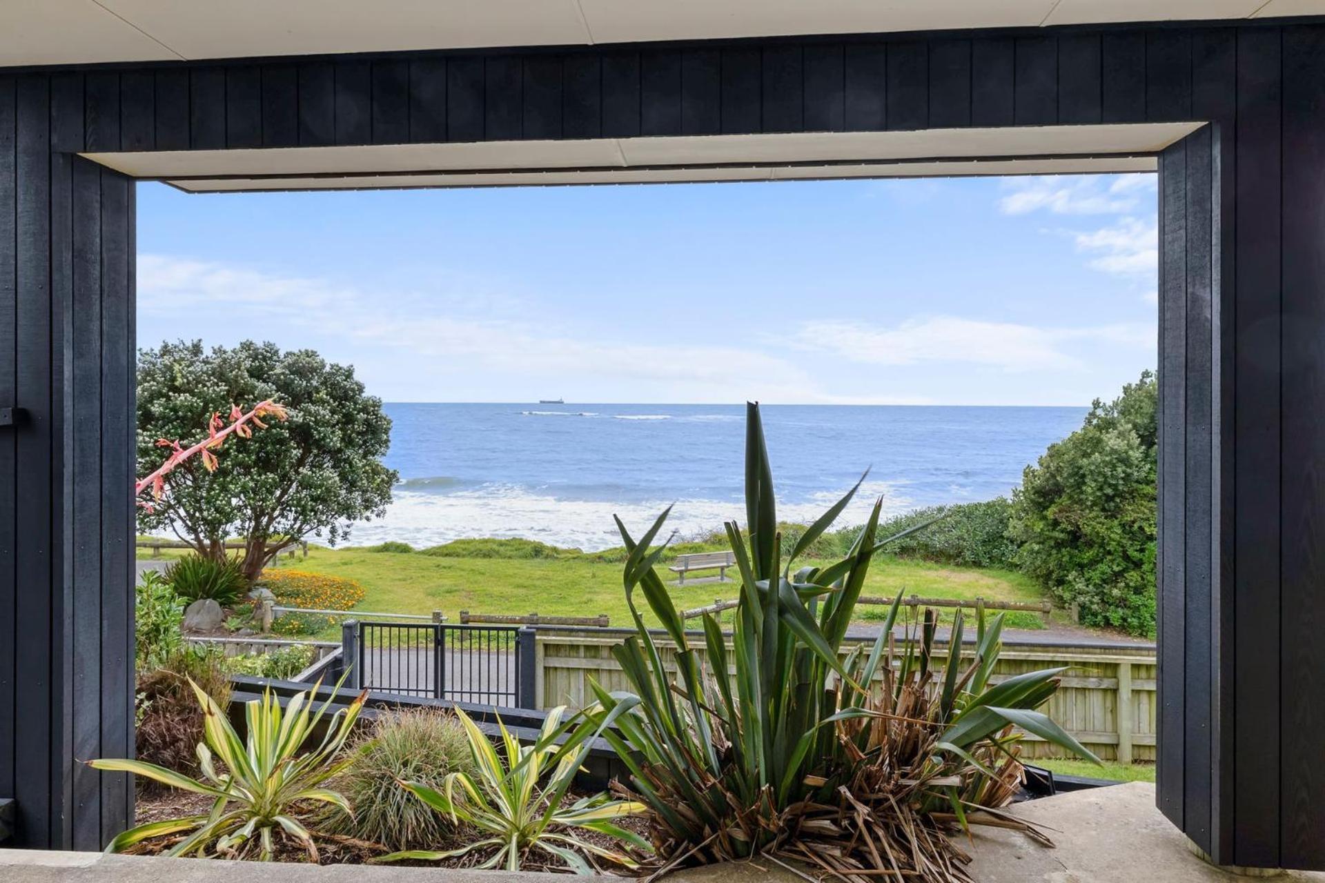 Appartamento Wow On Wanaka Bay New Plymouth Esterno foto